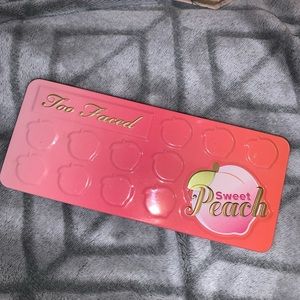 Two-Faced Sweet Peach Palette